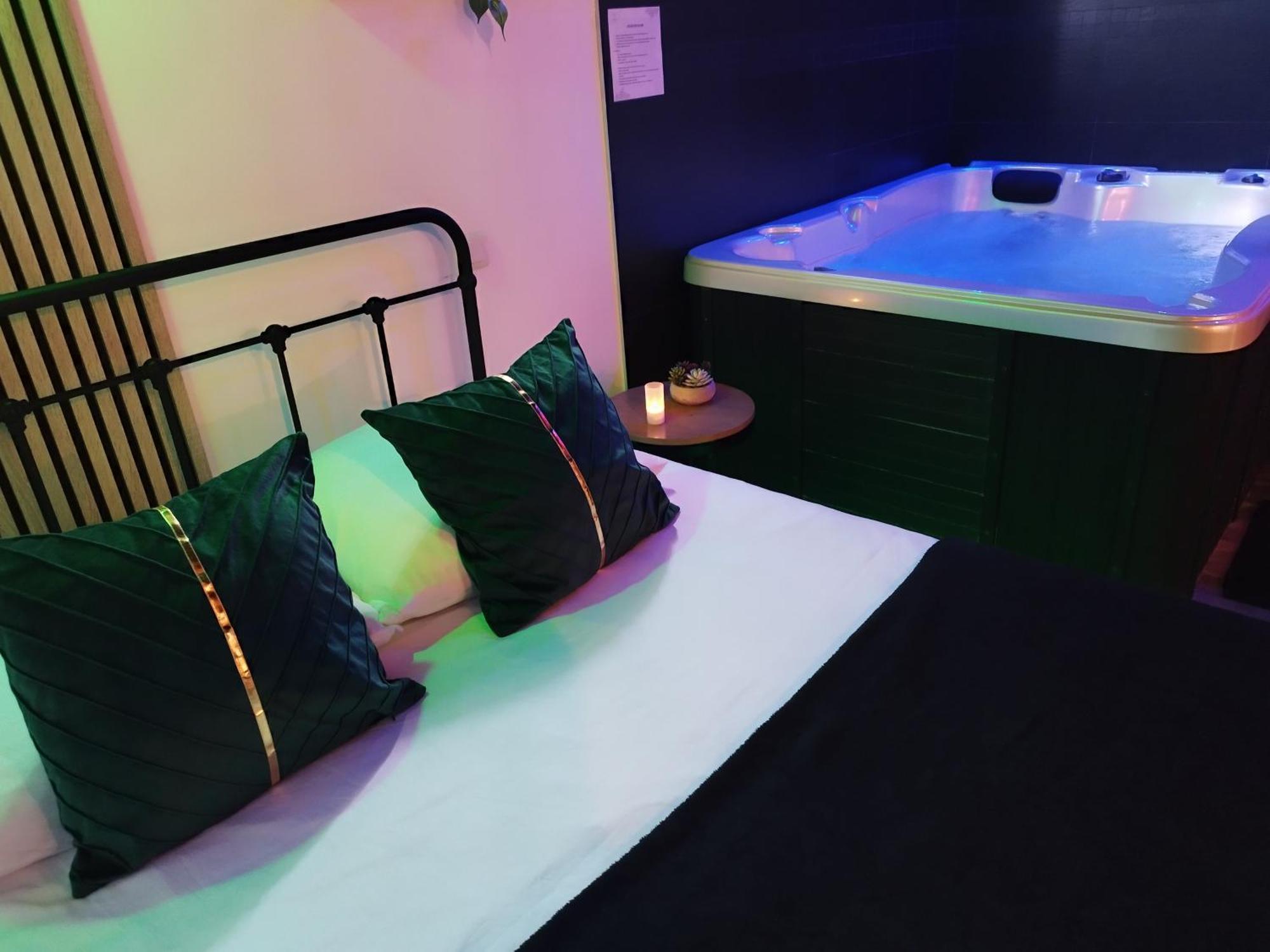 Autrement Spa Avelin Екстер'єр фото